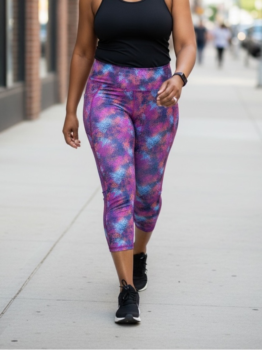 RB3 Activewear Women’s High Waist Capri Leggings Purple Multi Print Size L Gym
